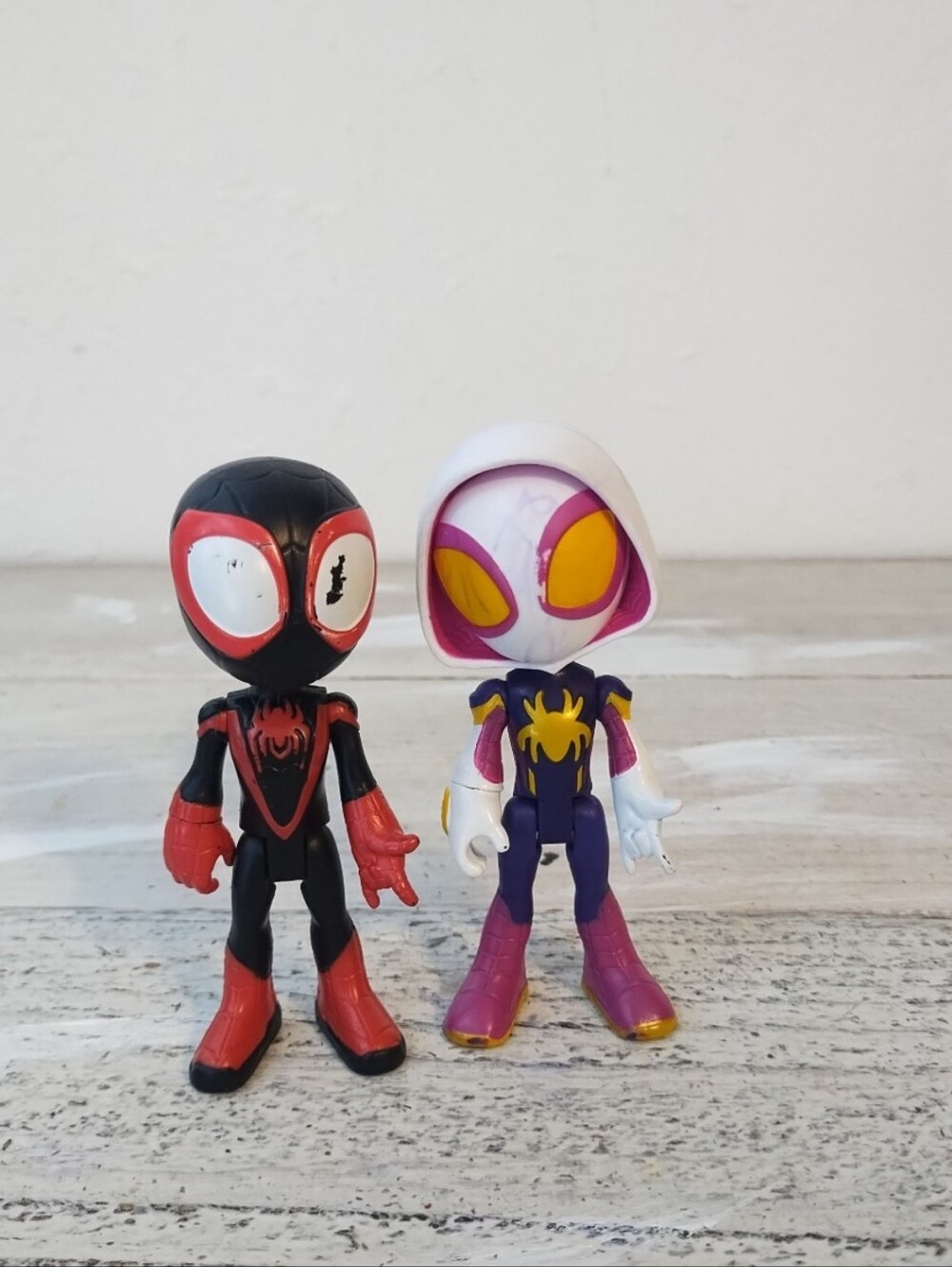 Spider-Man Miles Morales & Ghost-Spider  Action Figures 2